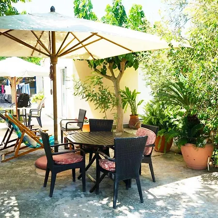 Wooden House Semesterbostad *