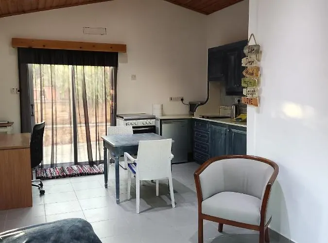 Wooden House * Paphos